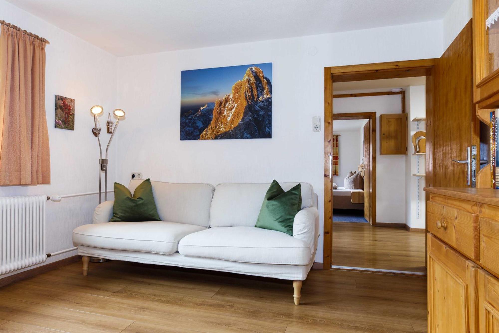 Haus Maringele Appartement Nesselwängle Buitenkant foto