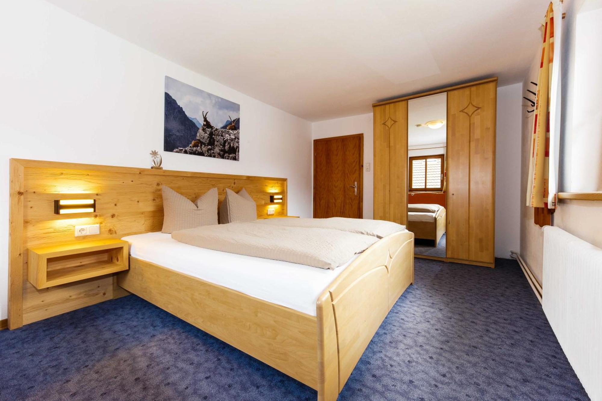 Haus Maringele Appartement Nesselwängle Buitenkant foto